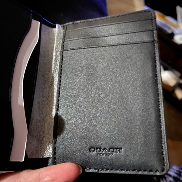 NWT Limited edition checkerboard Coach card wallet - Picture 4 of 7